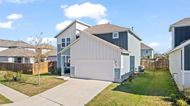 Building Photo - 11910 Clayton Creek Ave