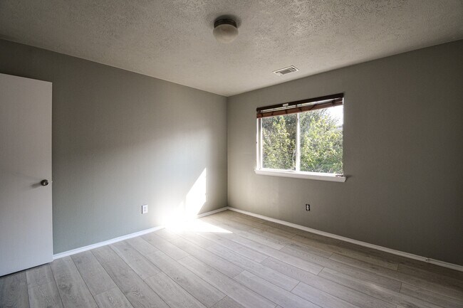 Building Photo - 19362 Moss Meadow Ln