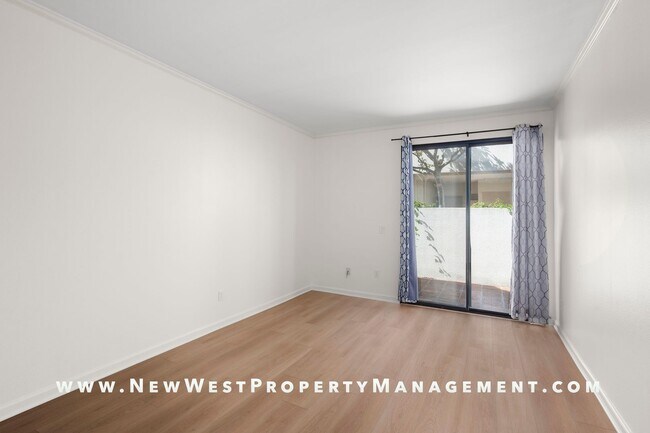 Building Photo - Lovely Marina District 2-bedroom at Park R...