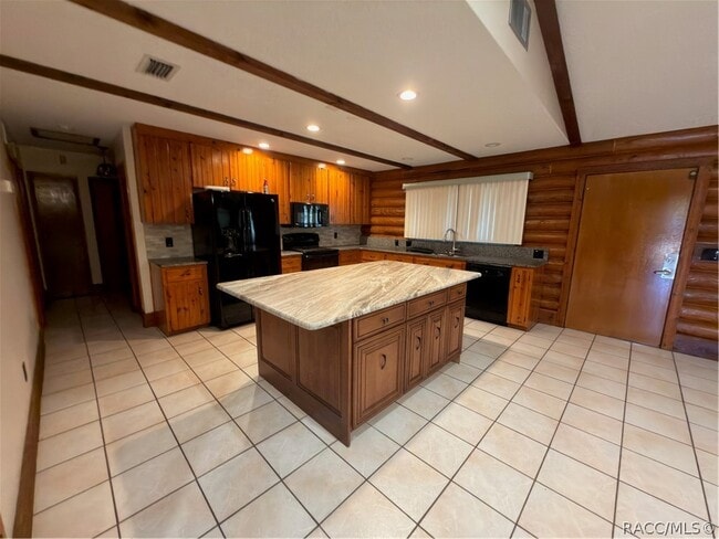 Building Photo - 6128 N Bayfront Dr