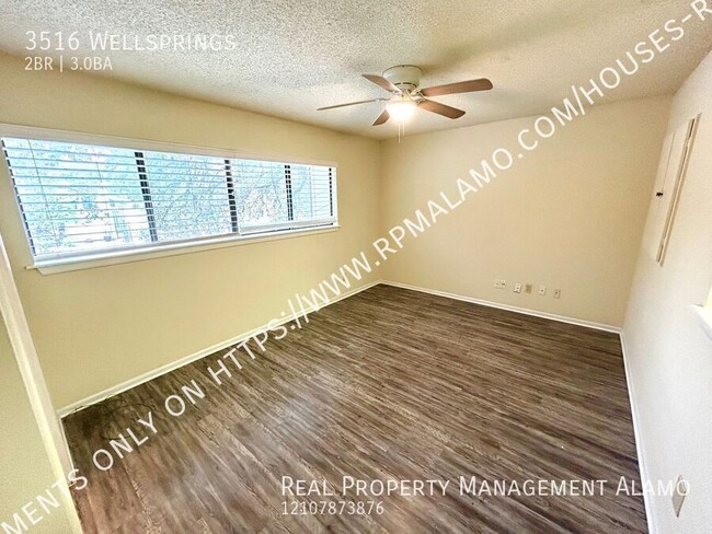 Building Photo - **APPLICATION RECEIVED** *MOVE IN SPECIAL*...