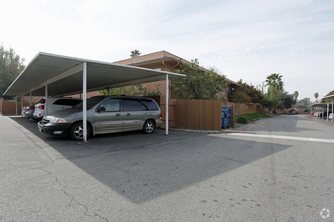 Building Photo - 580 W E St