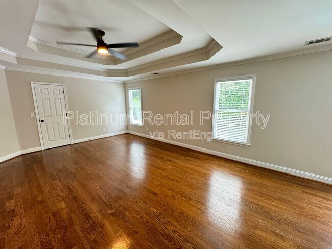 Building Photo - 830 Eden Green Ct