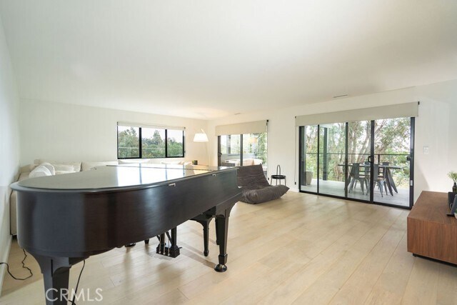 Building Photo - 288 St Albans Ave