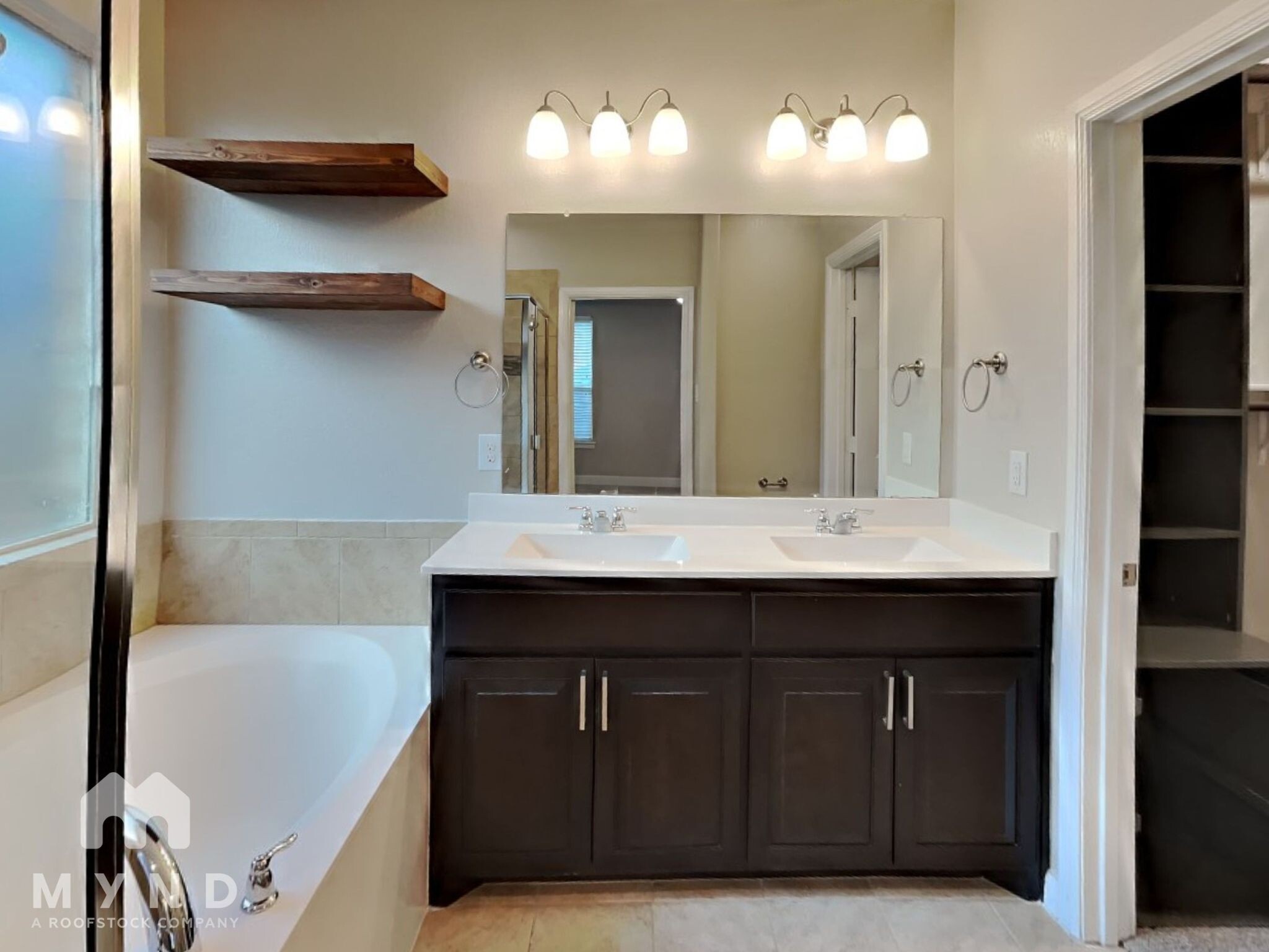 Building Photo - 1016 Blooming Prairie Trail