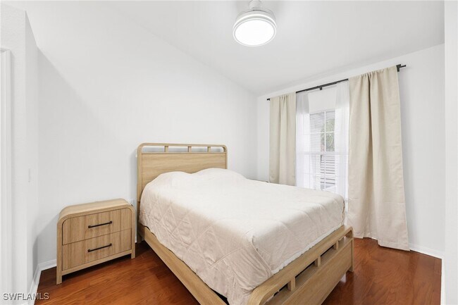 Building Photo - 22741 Sandy Bay Dr