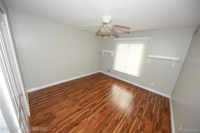 Building Photo - 15450 Ashley Ct