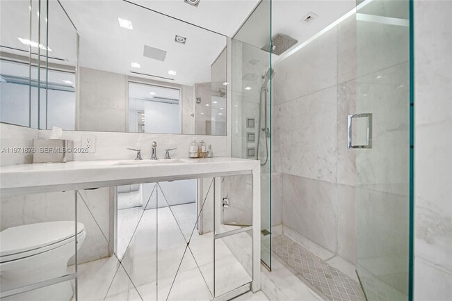 Building Photo - 11 Island Ave