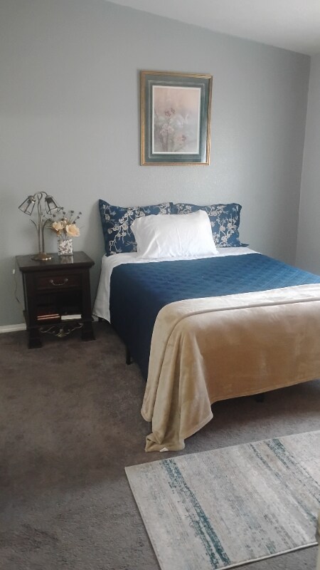 Building Photo - 29422-29132 132nd Ave E