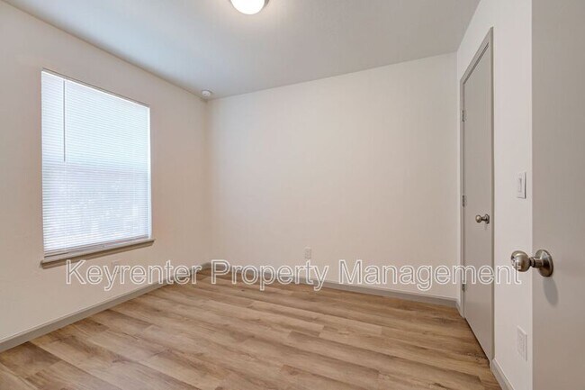 Building Photo - 2321 Cedar Brook Dr