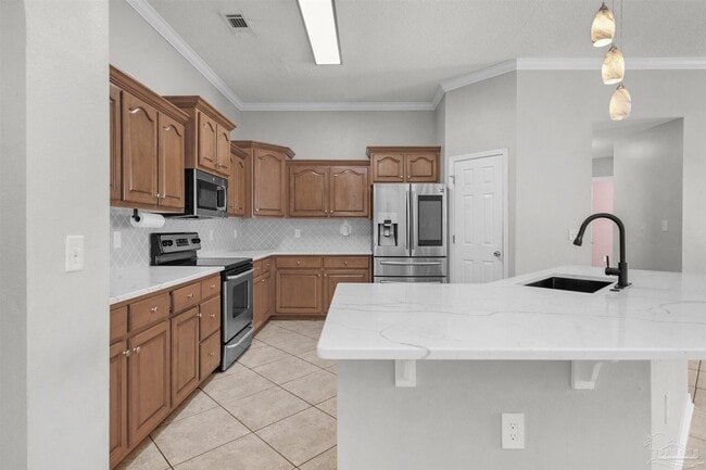 Building Photo - 2491 Parkridge Dr