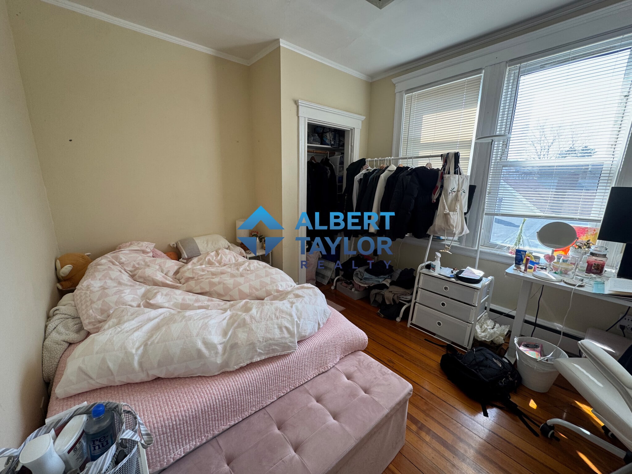 Bedroom 3 - 33 Shannon St