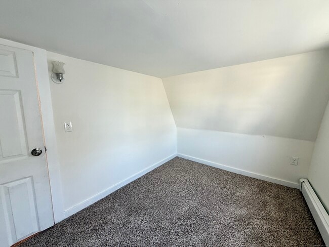 Building Photo - 94 Blackhall St