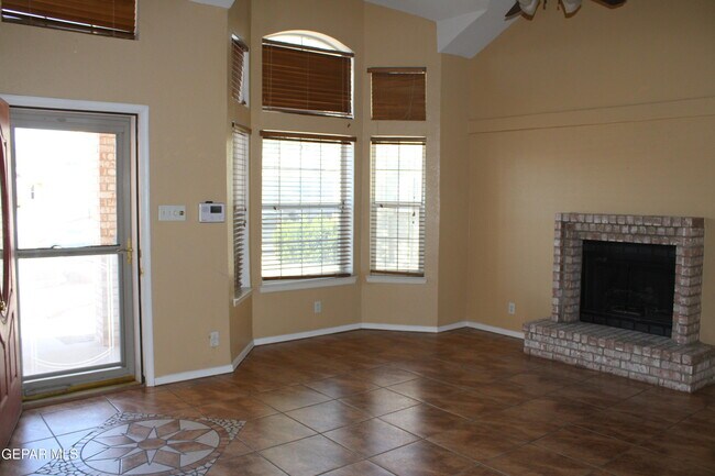 Building Photo - 11204 Endeavor Pl