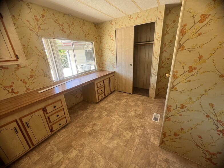 Building Photo - 43749 Mable Ct