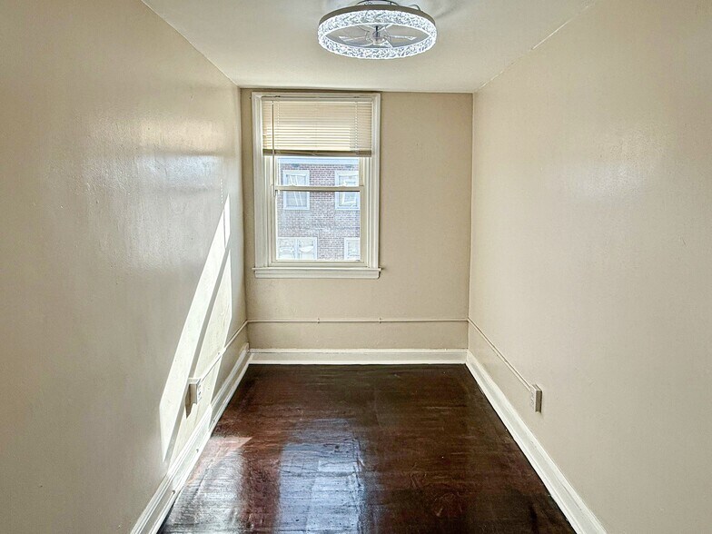 Bedroom #3 - 116 W Berkley Ave