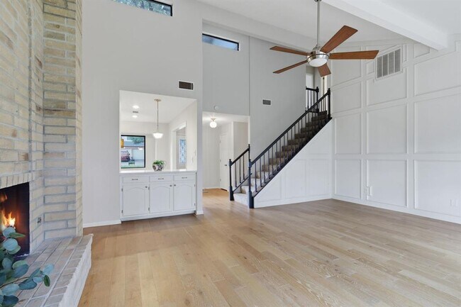 Building Photo - 4801 Rustown Dr