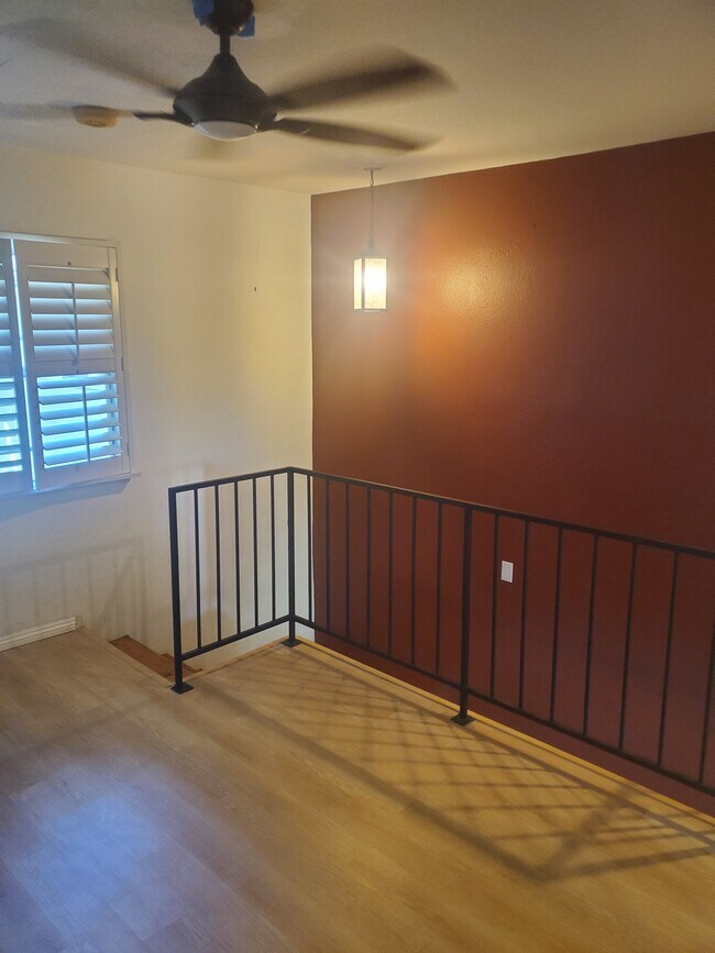 loft area - 5834 Bowcroft St
