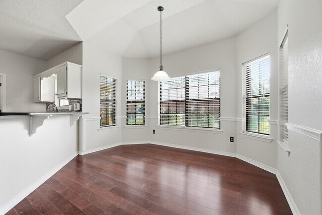 Building Photo - 116 Baywind Dr