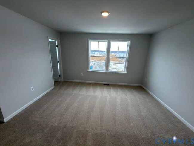 Building Photo - 435 Burden Dr