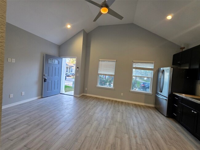 Building Photo - 16992 W Dounreay St