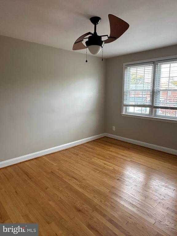 Building Photo - 1530 Cottage Ln