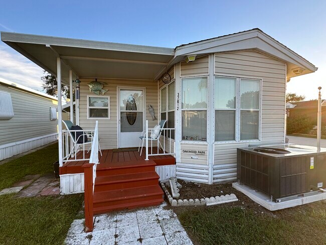 Building Photo - 37612 Wallington Dr
