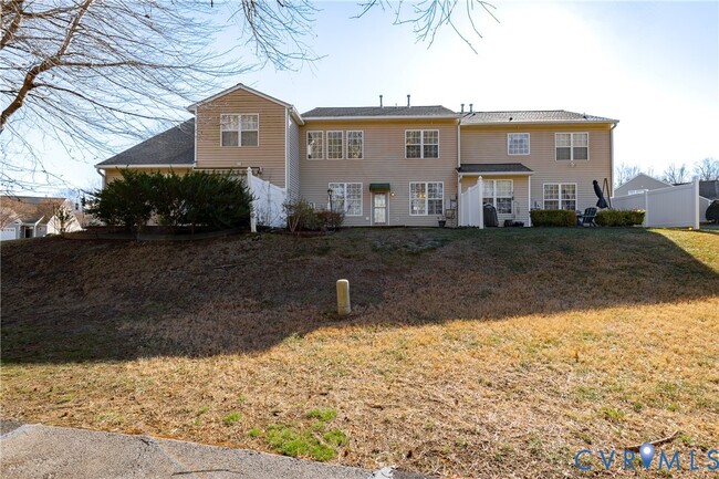 Building Photo - 14924 Watermill Lake Trail