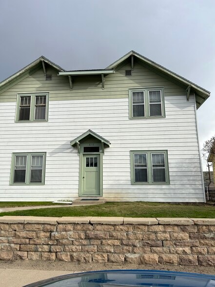 Building Photo - 618 W Buffalo St