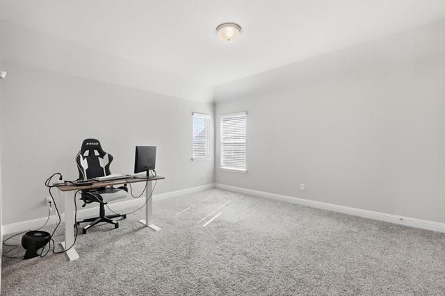 Building Photo - 2001 Oleander St