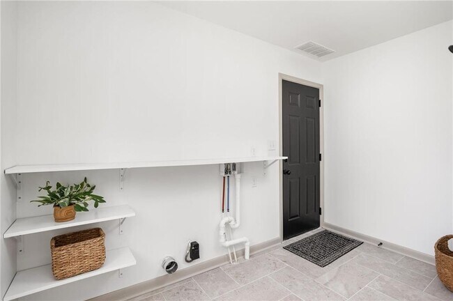 Building Photo - 1809 W 66th St