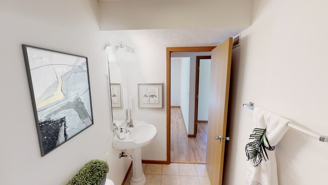 Full Bath - 2000 S Douglas Ave