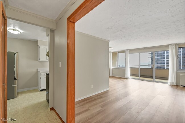 Building Photo - 12900 Lake Ave