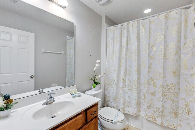 Building Photo - 620 Orange Cosmos Blvd