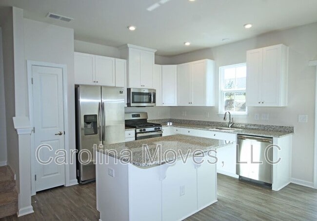 Building Photo - 17 Country Dale Dr