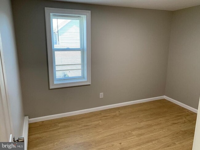 Building Photo - 224 Kern St