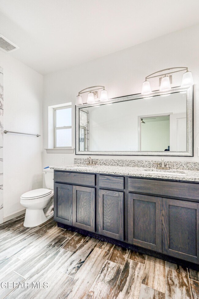 Building Photo - 6557 Toivoa Pl