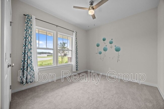 Building Photo - 217 Walker Grv Ln