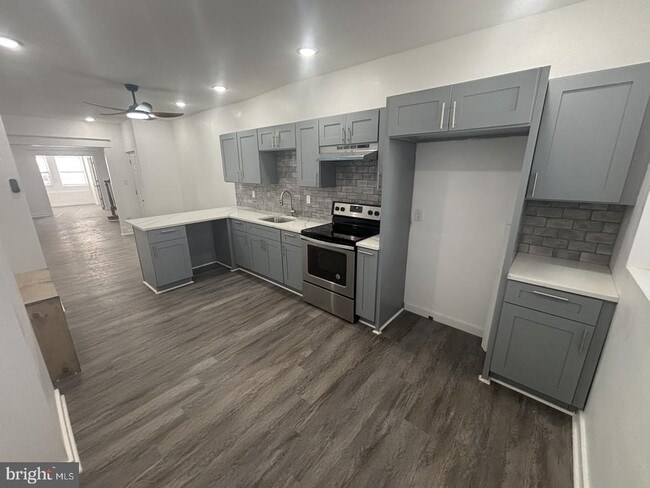 Building Photo - 5965 Springfield Ave