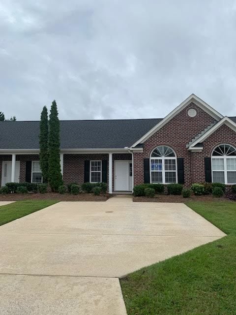 Building Photo - 140 Oak Towne Dr