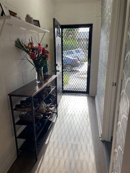 Building Photo - 6 Kahope Pl