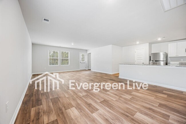 Building Photo - 1715 King Oaks Lp