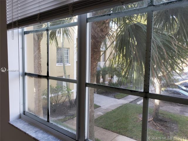 Building Photo - 777 SW 111th Way