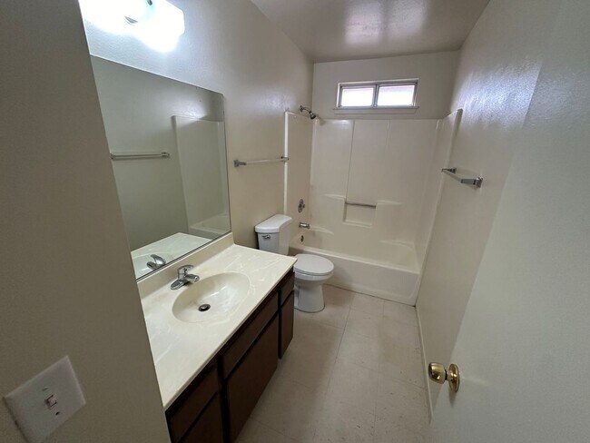 Building Photo - 15554 Bear Valley Rd