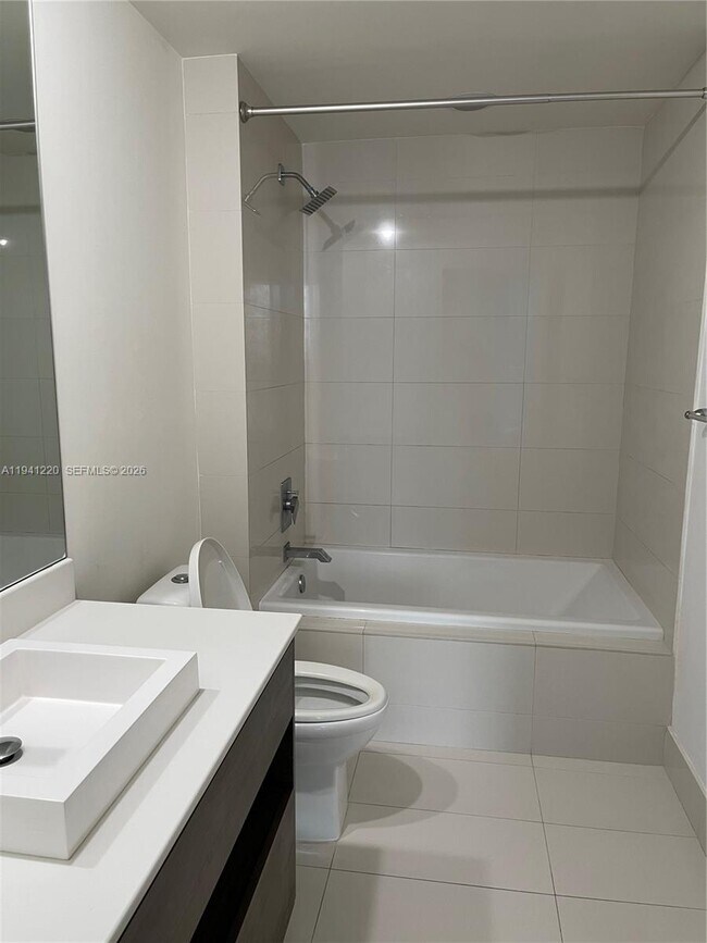 Building Photo - 1100 S Miami Ave