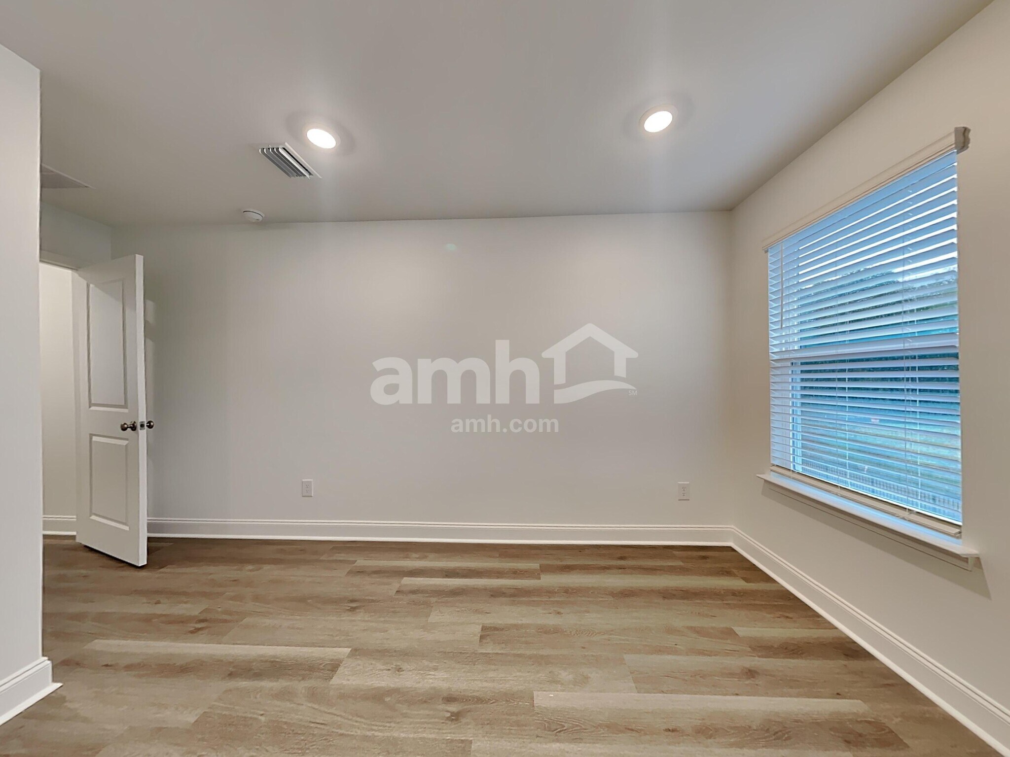 Building Photo - 168 Portside Pk Dr