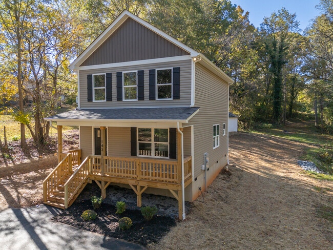 Building Photo - 143 Luckado St