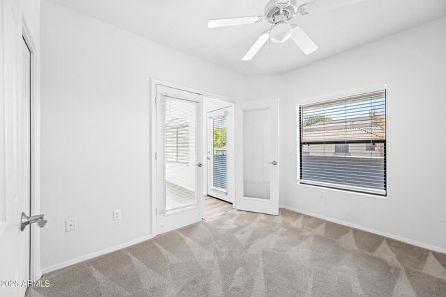 Building Photo - 15095 N Thompson Peak Pkwy