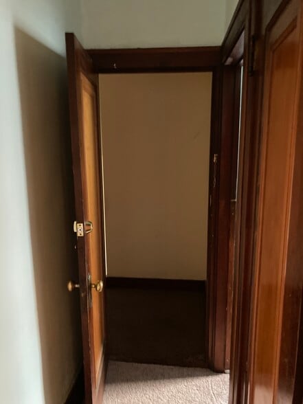 hallway to back door - 3821 Wayne Ave