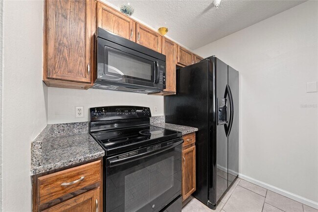 Building Photo - 3930 Southpointe Dr